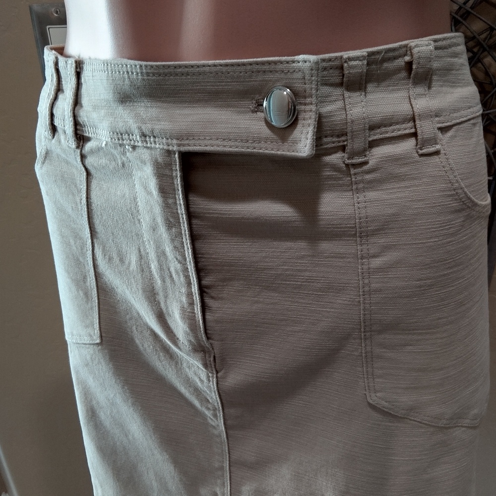 White House Black Market Khaki Cargo Mini Skirt - Picture 2 of 7